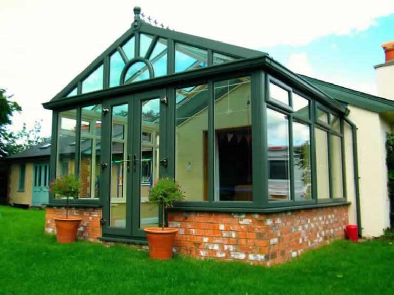 Gable conservatory in green uPVC