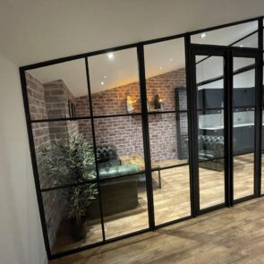 Sleek aluminium interior doors and screens