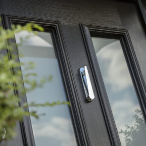 Edinburgh Black, Pony Tail Knocker Edinburgh Black, Pony Tail Knocker